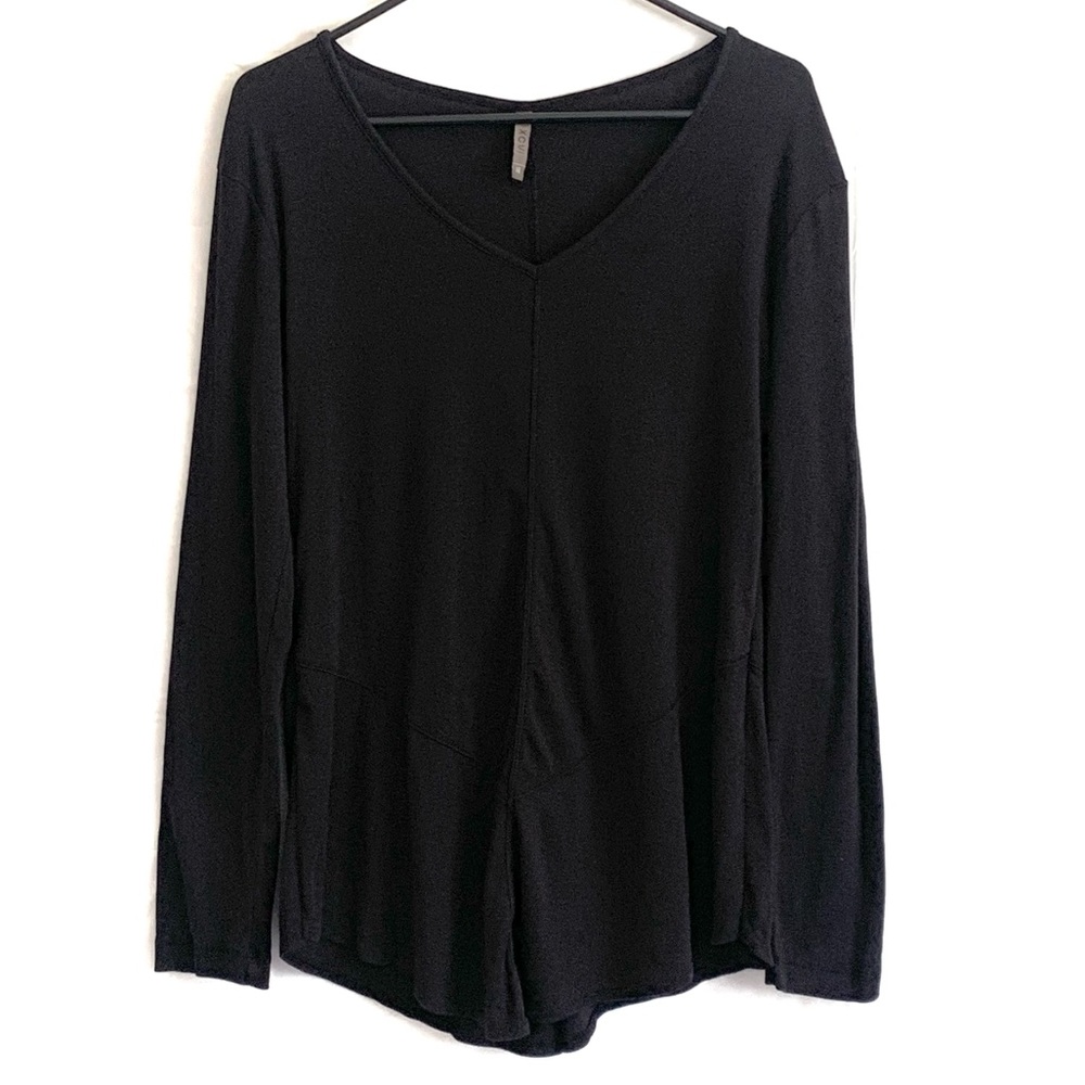 XCVI Black Long Sleeve V Neck Top Sz M